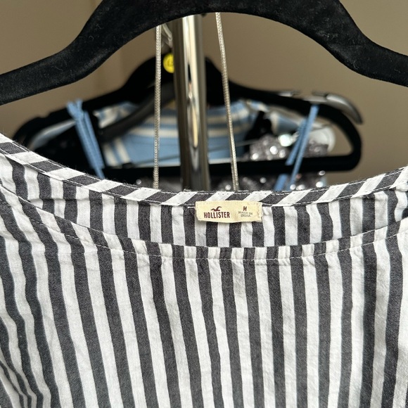 Hollister Women's Striped Cropped Top Ruffle Sleeves Flowy Oversized - Picture 4 of 4